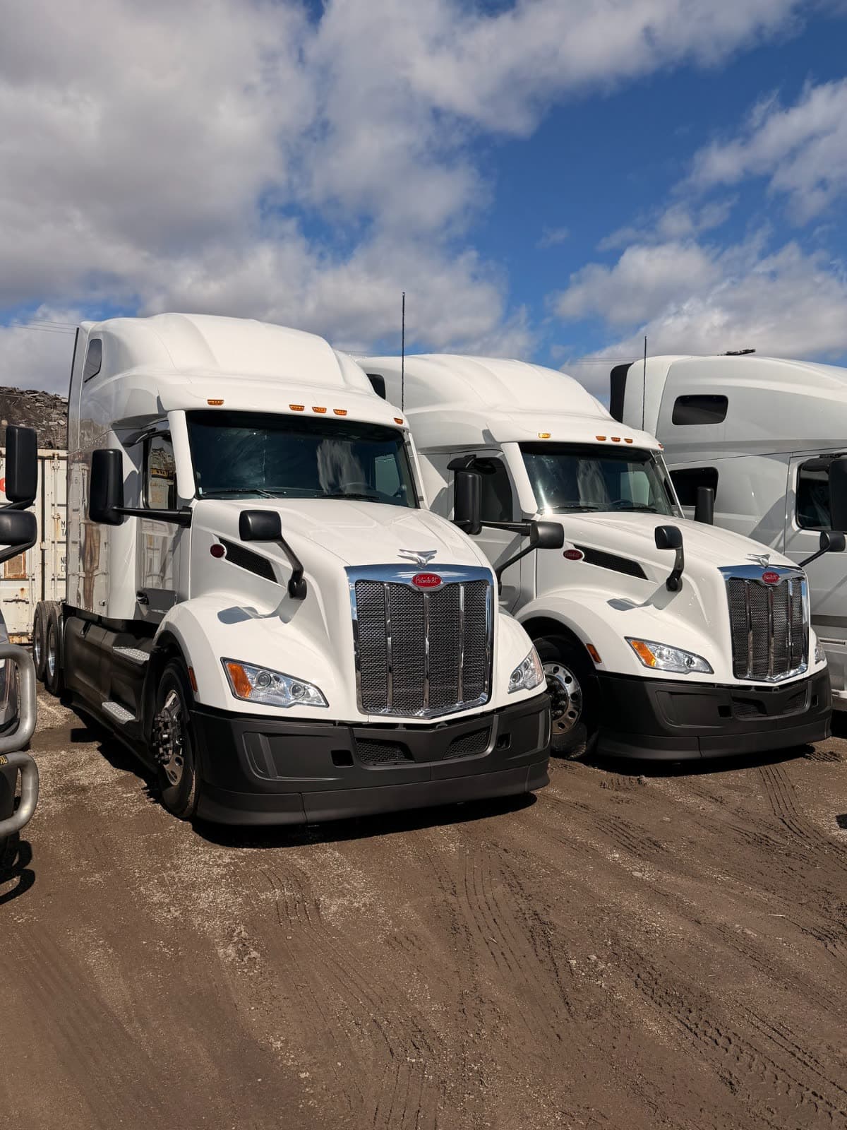 Peterbilt 579 UltraLoft — photo 1
